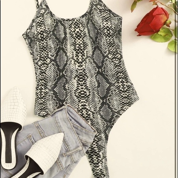 ANIMAL print bodysuit - Picture 1 of 6